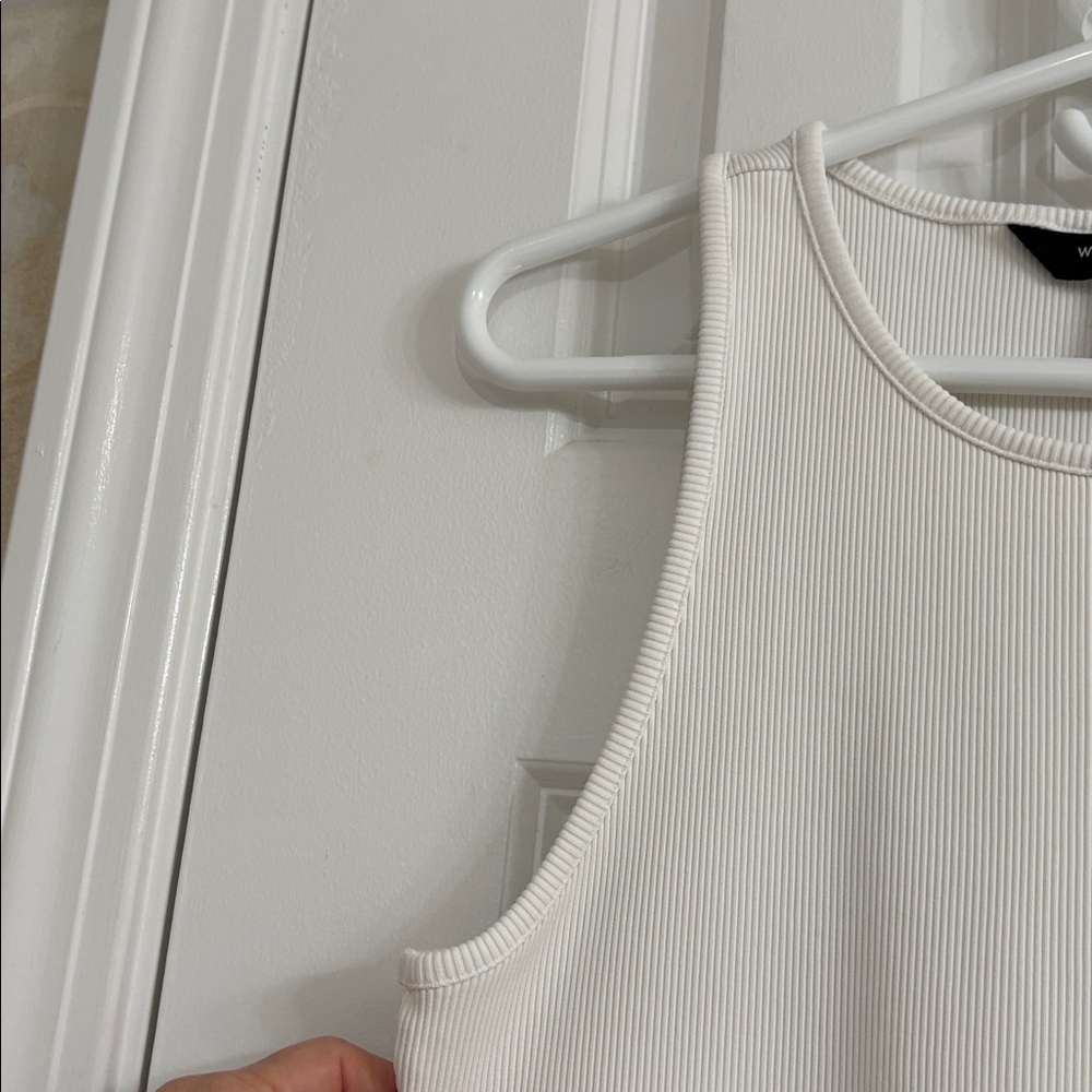White House Black Market ForMe White Ribbed Stretch Tank Top - Picture 4 of 8